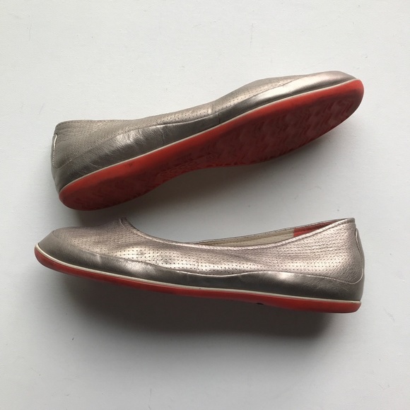 ecco Metallic Silver Flats Loafers Comfort Shoes - Picture 6 of 6